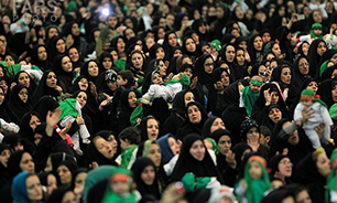 همایش شیرخوارگان در مصلی تهران برگزار شد
