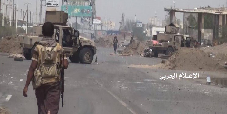 ارسال تجهیزات و نیروی نظامی تازه‌نفس ارتش یمن به جبهه «الحدیده»