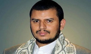الحوثی: در کنار مقاومت در مقابله با سلطه آمریکا می‌ایستیم