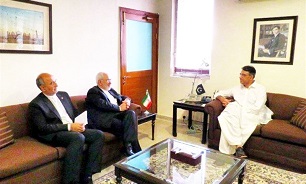 ظریف با وزیر اقتصاد پاکستان دیدار کرد