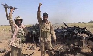 مواضع متجاوزان سعودی در تیررس حملات توپخانه‌ای نیروهای یمنی