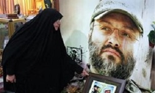 پیکر مادر مقاومت در «روضه الشهیدین» لبنان به خاک سپرده می‌شود