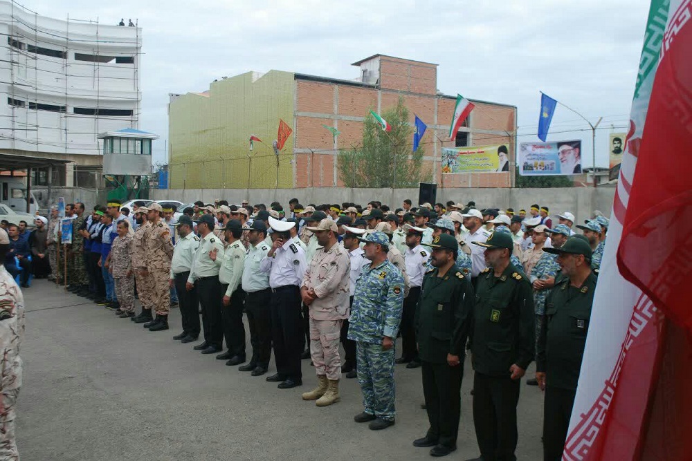 برگزاری مراسم صبحگاه مشترک نیروهای مسلح در «جویبار»