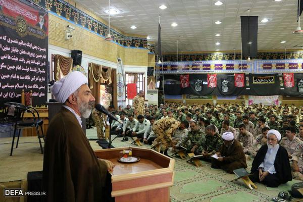 محفل انس با قرآن در قرارگاه عملیاتی لشکر۳۰ گرگان برگزار شد