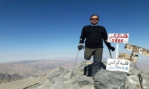 صعود جانباز «علی توکلی» به قله «کرکس»