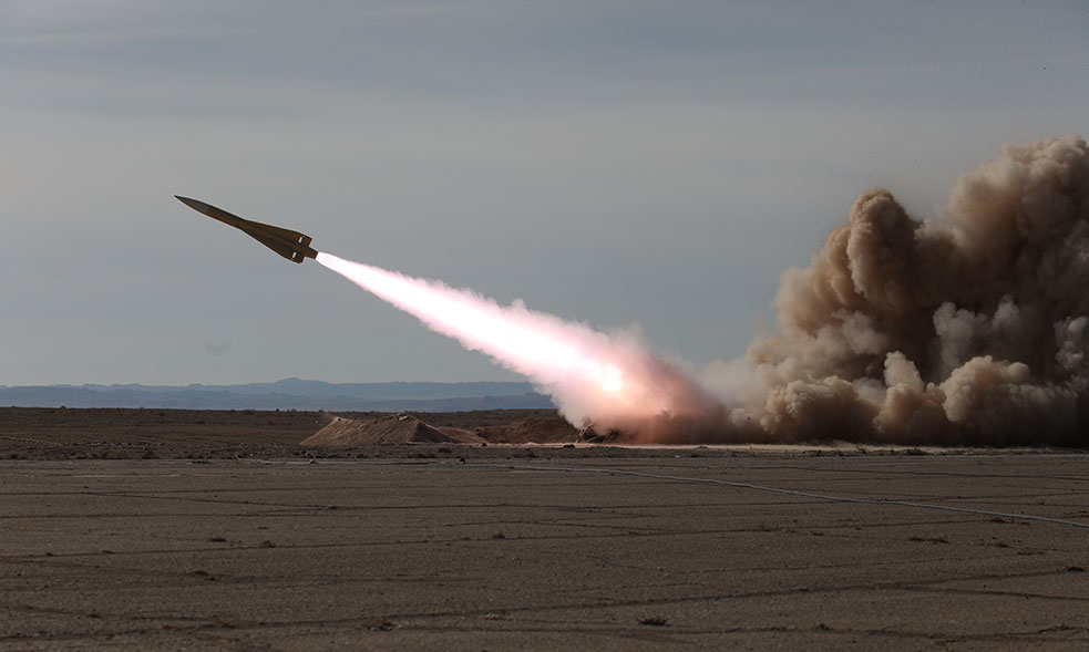 شلیک موشک شلمچه و سامانه موشکی طبس به سمت اهداف هوایی