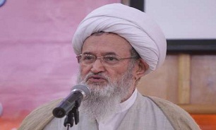 تهدیدهای دشمن علیه جامعه دینی و حسینی ایران فایده ای ندارد