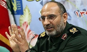 فرمانده سپاه کرمان: اجازه ندهید مشکلات اقتصادی شما را از مسیر انقلاب غافل کند