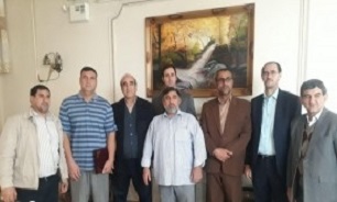 دیدار مدیرکل بنیاد شهید لرستان با جانباز 70 درصد