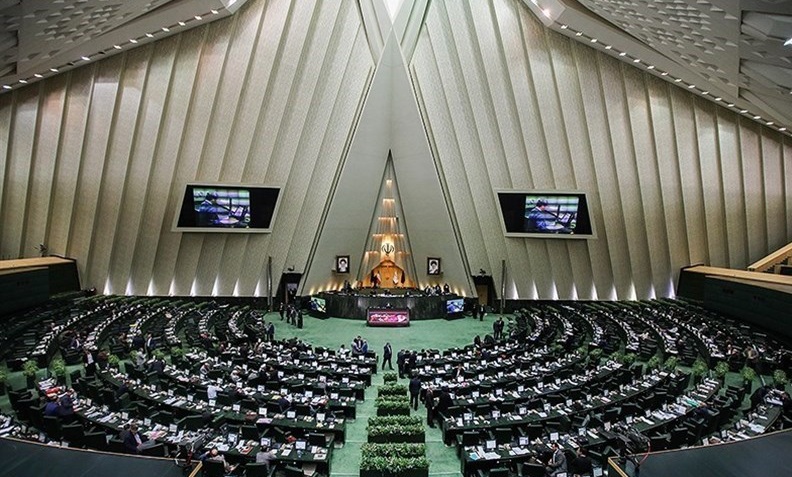 اتخاذ تصمیمات مجلس در خصوص ارتقای شأن ملت ایران علیه اقدامات آمریکا