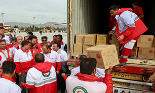 ورود دومین محموله کمک‌های انسان دوستانه مردم عراق به مرز شلمچه