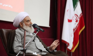 عصبانیت امروز آمریکا از ایران به دلیل جهادی بودن نهادهای جهادی و انقلابی است