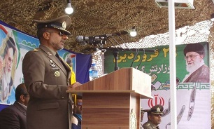 افتخار آفرینی ارتش در دوران دفاع مقدس/اقتدار ارتش برای حفظ کیان ایران