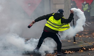 درگیری پلیس فرانسه با معترضان جلیقه زرد