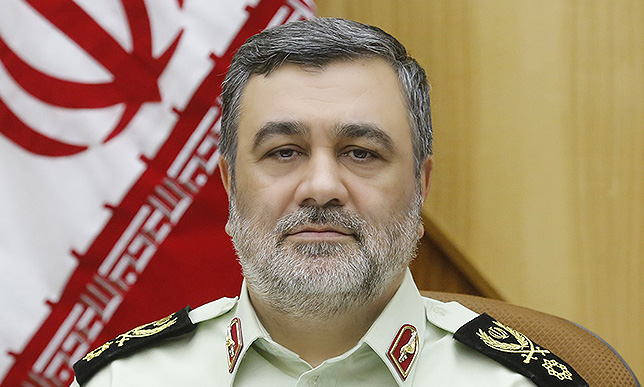 فرمانده ناجا درگذشت مادر شهیدان طهرانی مقدم را تسلیت گفت