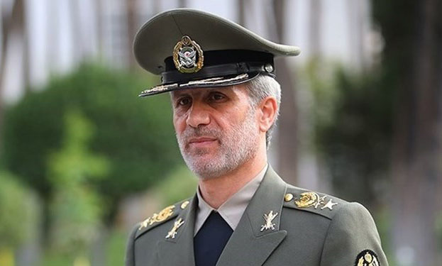 تبریک وزیر دفاع به سرلشکر پاسدار حسین سلامی