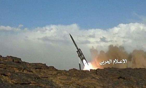 ارتش یمن مواضع نظامیان سعودی را با ۱۱ فروند موشک درهم کوبید