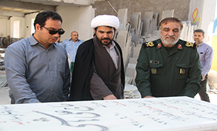 غبار روبی مزار مطهر شهدا توسط مدیر کل و کارکنان حفظ آثار دفاع مقدس خوزستان