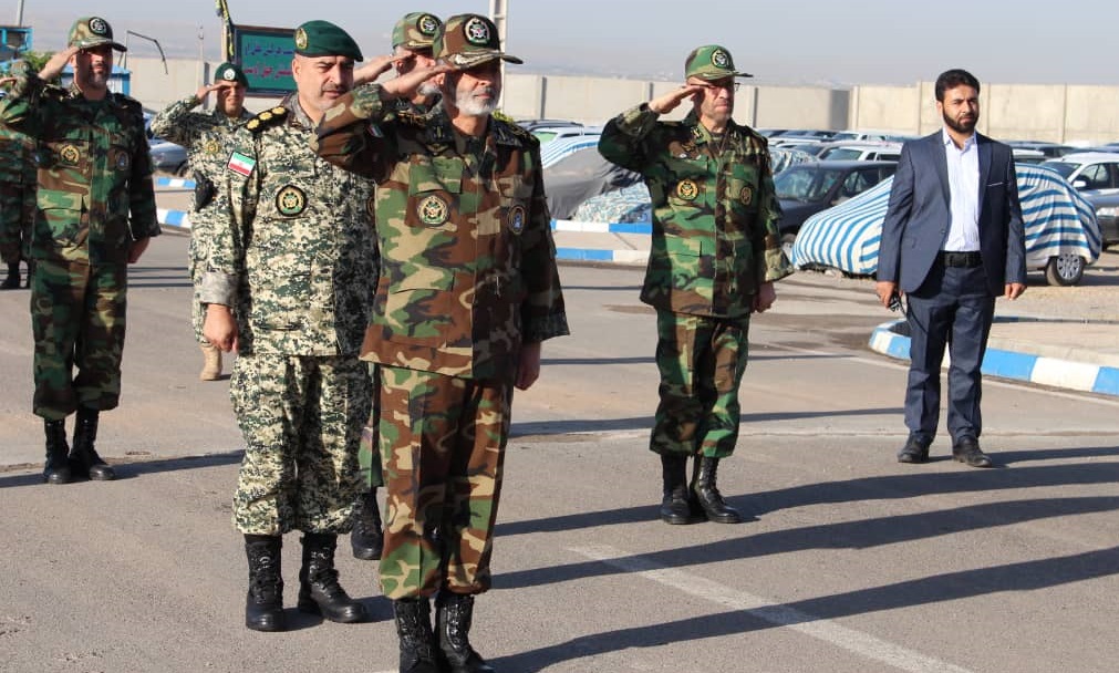 بازدید فرمانده کل ارتش از تیپ ۳۲۱ متحرک هجومی شهید اشراف مرند