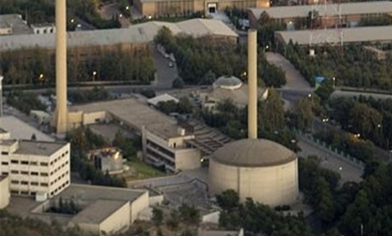 بازدید اعضای کمیته هسته‌ای از راکتور اتمی تهران