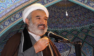 شهید سلیمانی  مظهر غرور ملت ایران بود