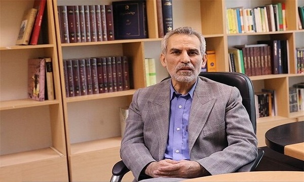 جایزه سردار شهید حاج قاسم سلیمانی مقوله جدا از جوایز ادبی است