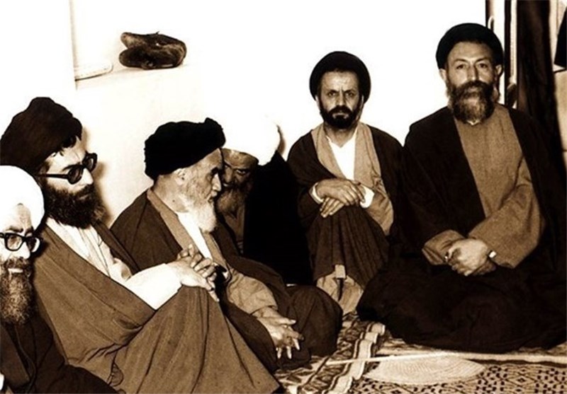 روشنفکران غرب‌گرا نباید در مسائل اجرایی انقلاب اسلامی ورود کنند
