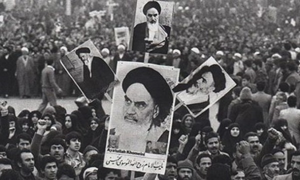 انقلاب اسلامی صف‌بندی چپ و راست را منسوخ کرد