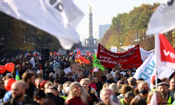اعتراضات ضد دولتی در آلمان و فرانسه
