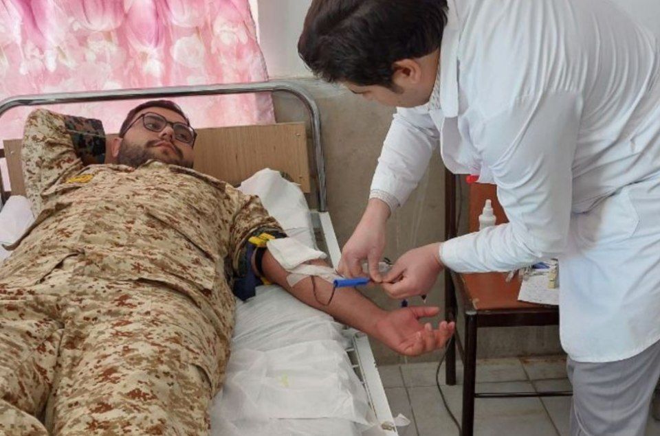 پویش اهدای خون کارکنان ارتش در خاش