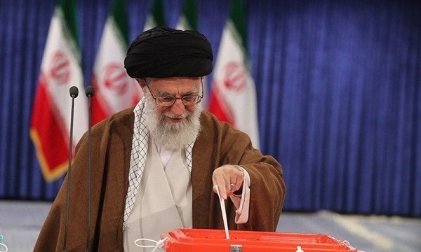 امام خامنه‌ای: امروز چشم بسیاری از مردم دنیا به ایران است/ با حضور پای صندوق‌های رای دوستان را خوشحال و بدخواهان را ناامید کنید+ فیلم