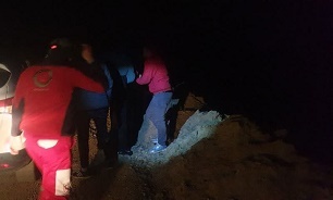 عملیات ۸ ساعته هلال‌احمر زنجان برای نجات در ارتفاعات مه‌آلود
