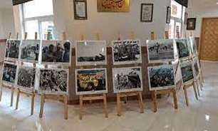 نمایشگاه عکس و فیلم دفاع مقدس در رفسنجان افتتاح شد
