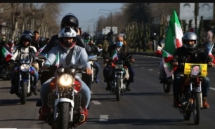 رژه موتوری یگان‌های نیروهای مسلح در اصفهان برگزار شد