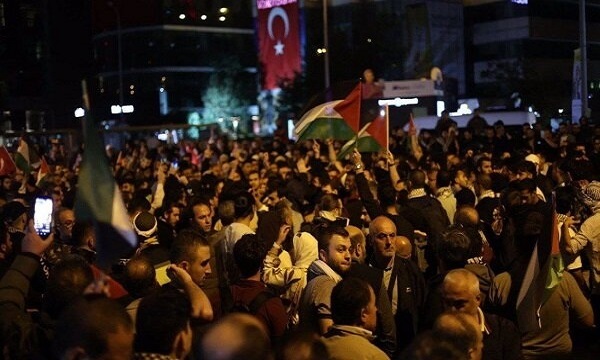 تظاهرات گسترده مردم استانبول مقابل کنسولگری رژیم صهیونیستی