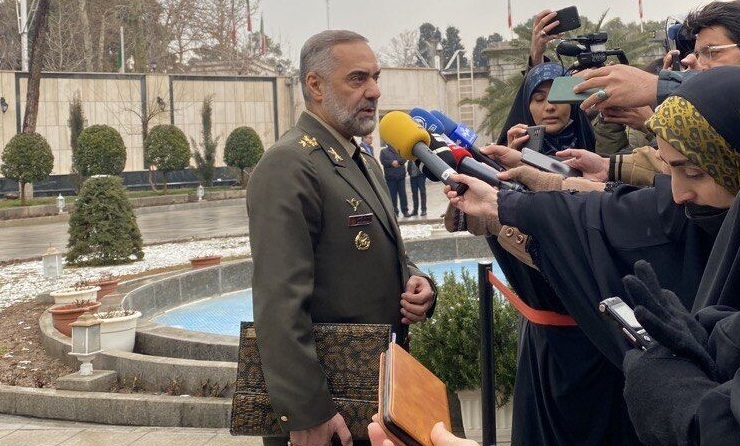 وزیر دفاع و پشتیبانی نیرو‌های مسلح: ناوشکن «دیلمان» در هفته ابتدایی دی رونمایی می‌شود