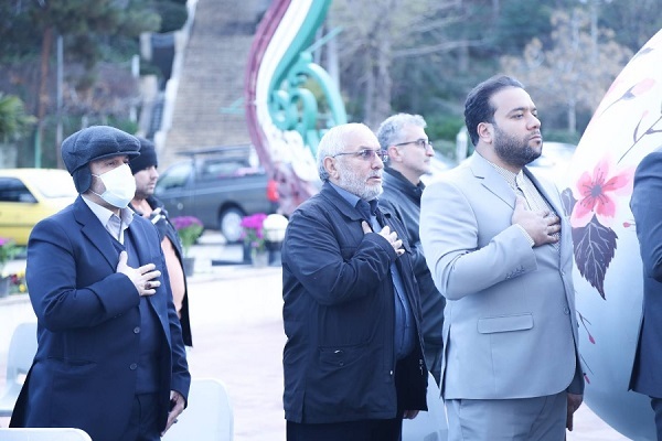 آیین تحویل سال نو در جوار شهدای گمنام موزه ملی انقلاب اسلامی و دفاع مقدس+ تصاویر