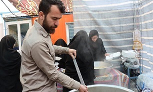 توزیع بیش از ۱۲ هزار پرس غذا بین نیازمندان محله کوزه گری شیراز