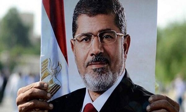 مصر کے سابق صدر مرسی کو سخت سکیورٹی میں دفن کردیا گیا