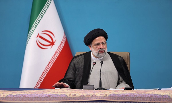 ایرانی صدر کا علاقائی ممالک کیساتھ تجارتی تعلقات کی حائل رکاوٹوں کو دور کرنے پر زور