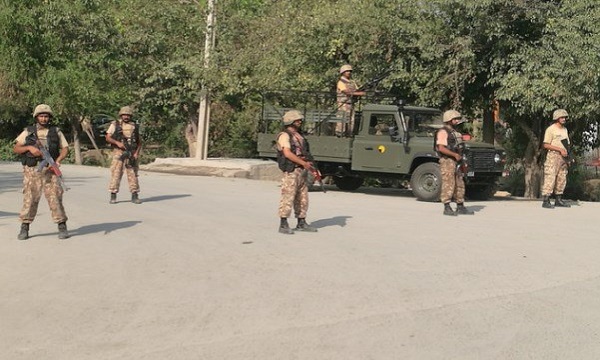 پاکستانی فورسز نے شمالی وزیرستان میں 2 دہشت گردوں کو ہلاک کردیا