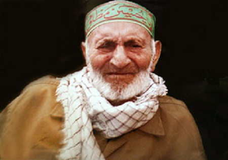 می گفت دلم می خواهد وقتی از دنیا رفتم مرا در شلمچه خاک کنند / راه خدا سختی دارد ولی خواری ندارد