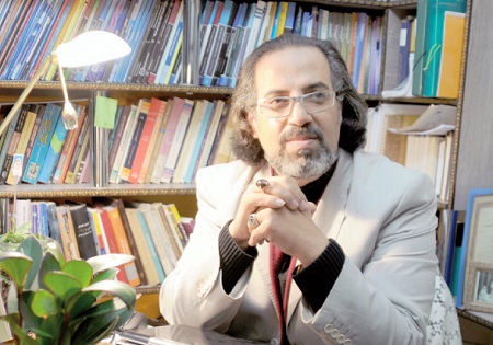 مصر در دوران گذار قرار دارد/ وقایع مصر، انحراف در افکار مسلمانان برای فرقه گرایی است