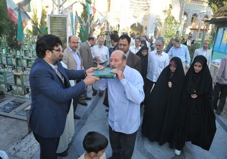 کاروان نور از گلزار شهدای امامزاده علی اکبر (ع) راهی سرزمین شهیدان شدند