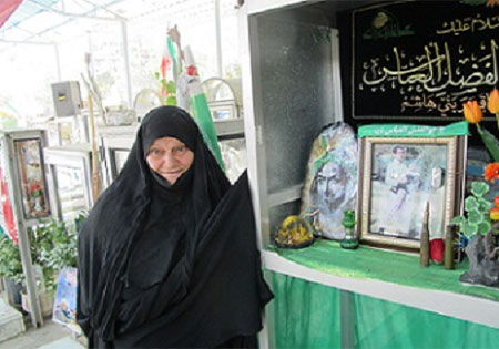حسین مظلومانه لب تشنه چون مولایش به شهادت رسید/ تنها آرزویم دیدن کربلاست