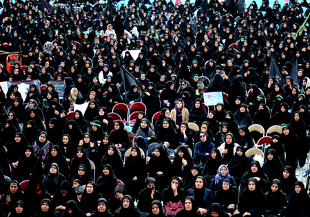 گردهمایی بزرگ بانوان استان خراسان جنوبی برگزار شد