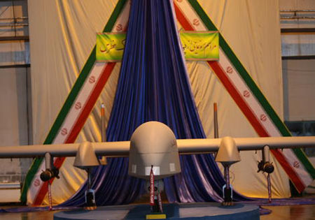 تصاویر/ رونمایی پهپاد راهبردی فطرس بزرگترین هواپیمای بدون سرنشین کشور