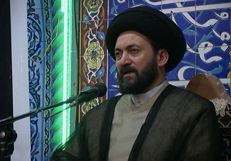 مفاخر کشور نباید به نفع جریان‌های خاص فکری مصادره شوند