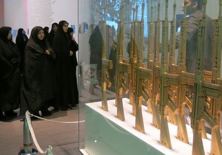 تصاویر/ همایش خواهران پیشکسوت امداد و درمان دوران دفاع مقدس
