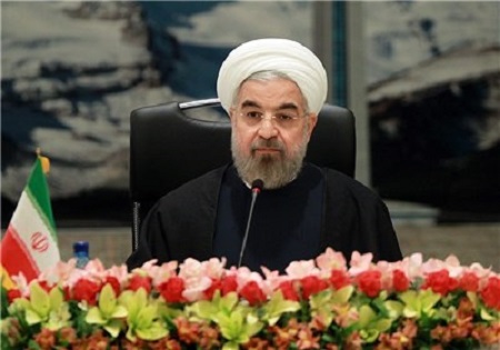 ملت ایران در سخت‌ترین شرایط کشور و انقلاب خود را حفظ کرده است